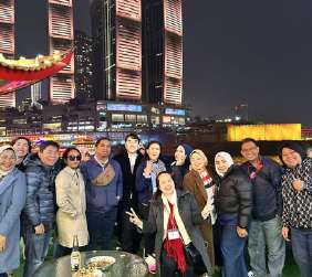 City skyline night tour